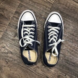 Converse sneakers, women’s size 7, men’s size 5, navy blue